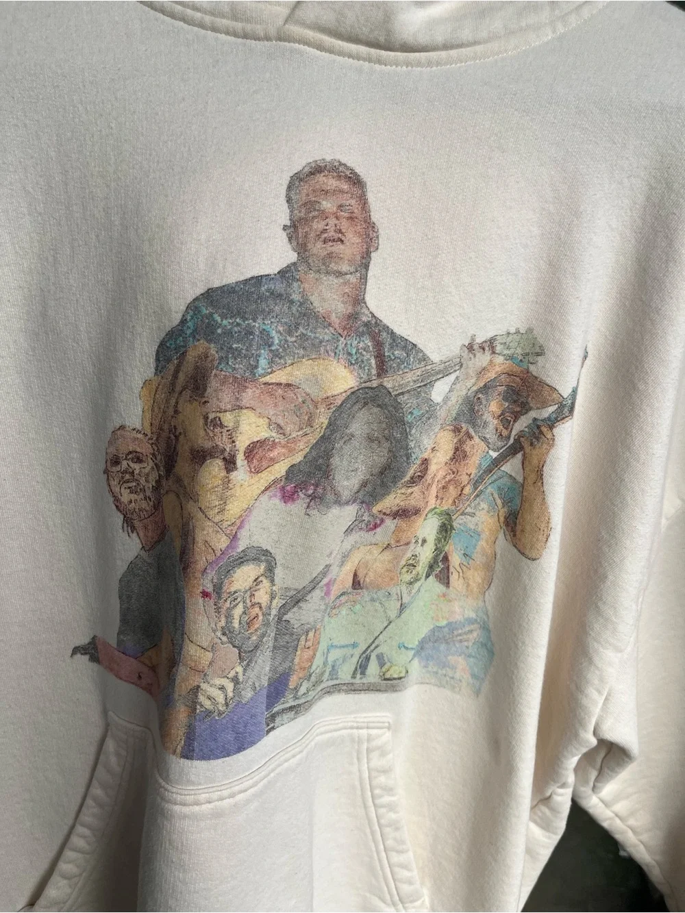 Zach Bryan Men's White Graphic Pullover Sweatshirt - Band Illustration Concert